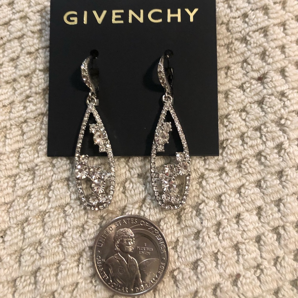 .Givenchy Earrings - Picture 4 of 7